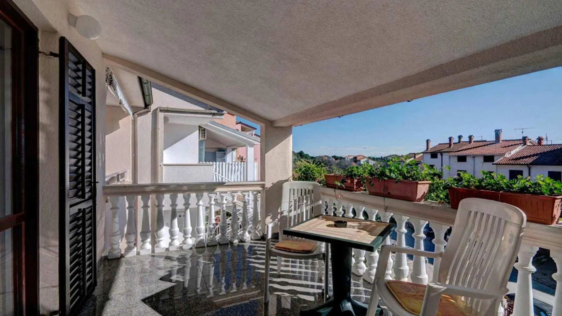 Apartments In Pula - Istrien 51816 Croatia